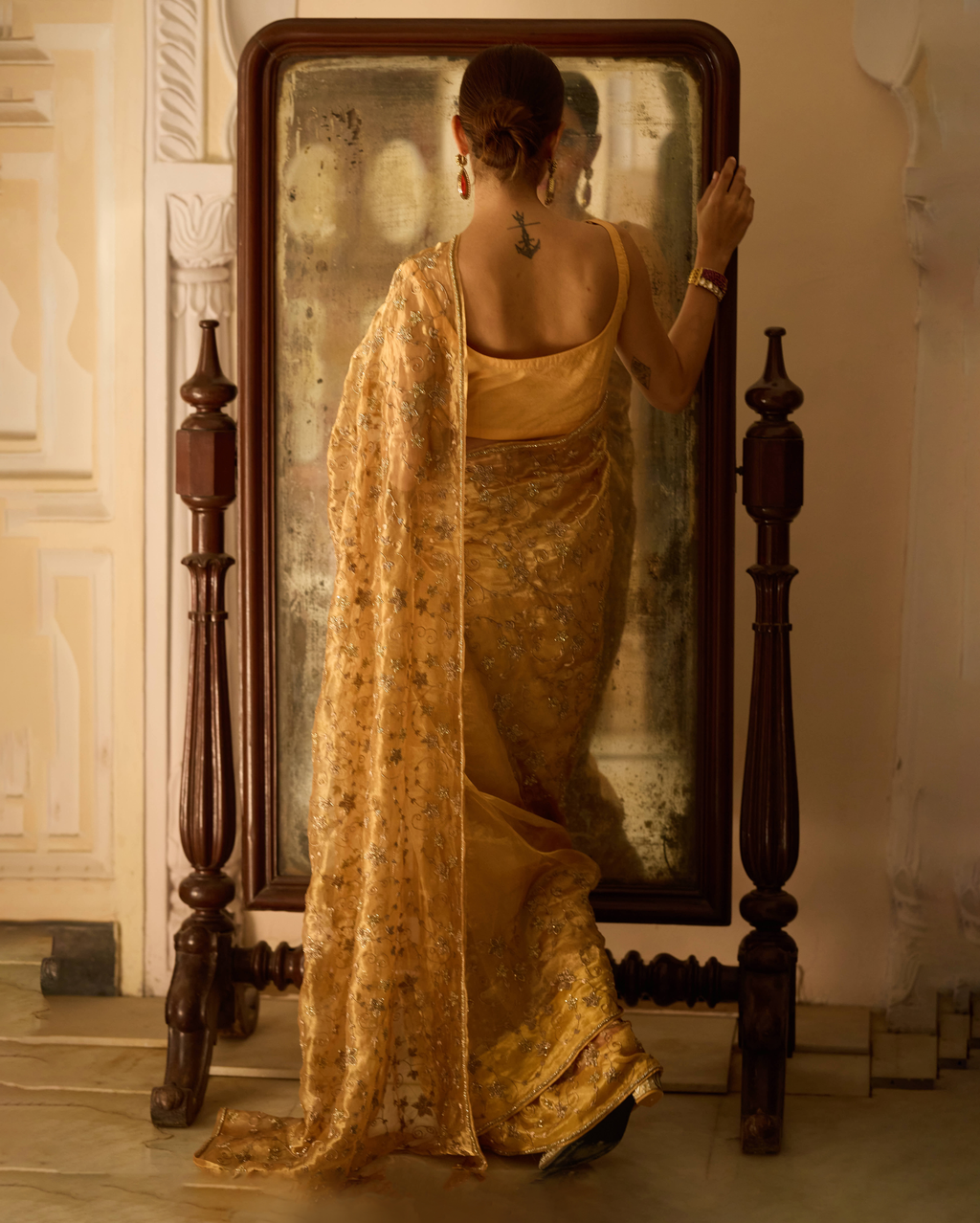 Gayatri Golden Handcrafted Pure Tissue Saree