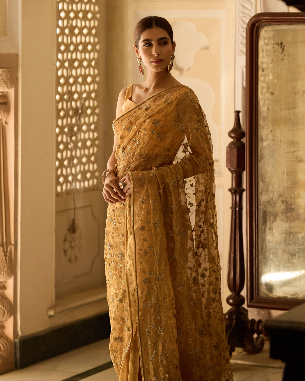 Gayatri Golden Handcrafted Pure Tissue Saree