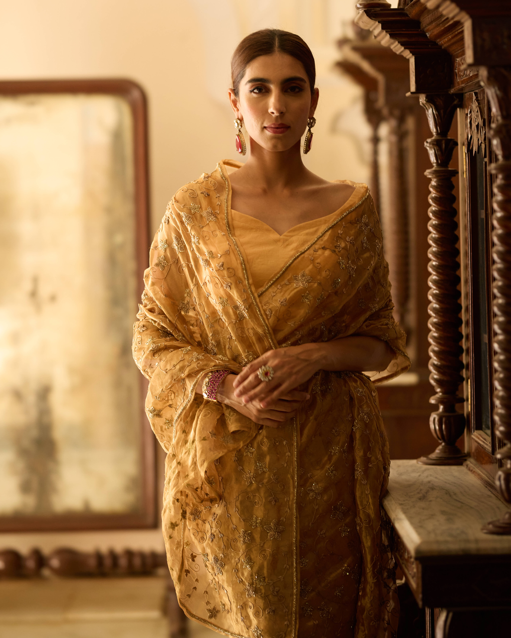 Gayatri Golden Handcrafted Pure Tissue Saree