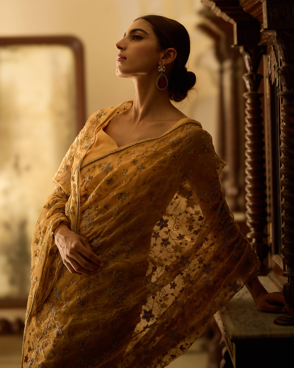 Gayatri Golden Handcrafted Pure Tissue Saree